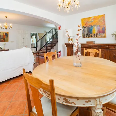 Cubo's La Cimada 5 Pax Bed&breakfast Pensjonat *